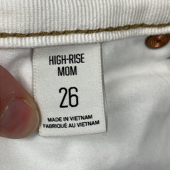 BDG High Rise Mom Jeans Ivory White Contrast Tan Stitch Urban Outfitters Sz 26 - Picture 12 of 14